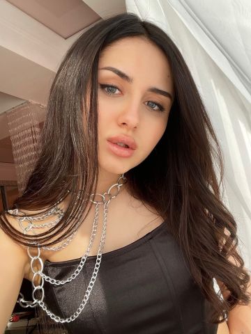 Проститутка Камилла